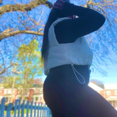 _Hershey97's profile picture. 