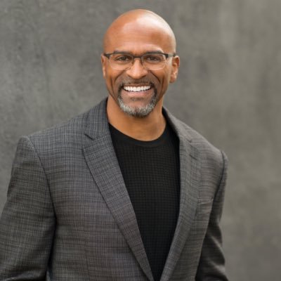 Believer. Husband. Duck. Father of Dragons. Author. Leadership Consultant. Speaker. NFL DB 96-04.