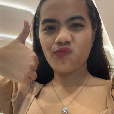 pearly_xx's profile picture. 