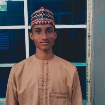 Lukman_NaAllah's profile picture. I'm Muslim