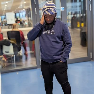 Oluwatomtom10's profile picture. ARSENAL OVER LAND AND SEA #COYG