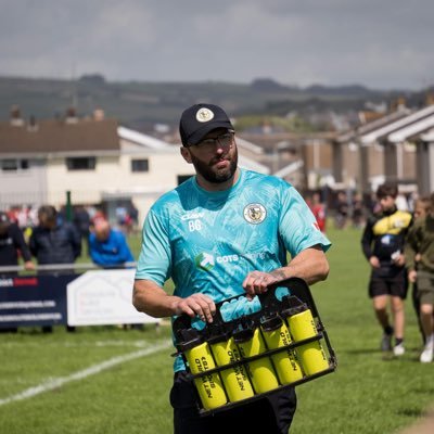 Proud father to Violet Kelly.. Chairman of Cornelly United Football Club 💛🐝🖤 #MyBoys