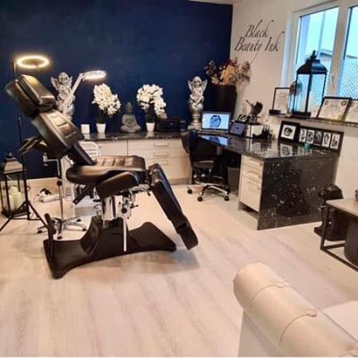 BlackBeautyInk's profile picture. Professional tattoo artist since '13 & salon owner since '22. Crafting unique, personal ink in a private, client-focused studio. Your story, my art!