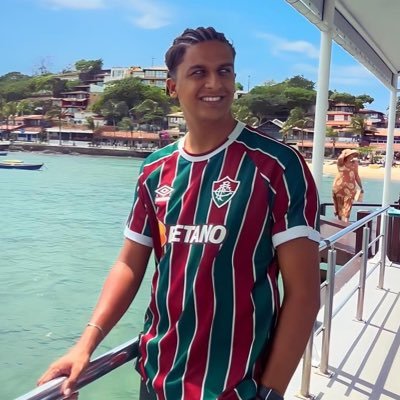 @FluminenseFc💚❤️ & assuntos recorrentes, não me levem a sério, só as vezes | Integrante da @talkflutv | Engenheiro Civil 👷 | 1 João 4:15 ✞