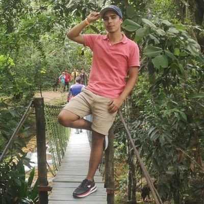 ✨ Estudiante De Administración En Salud 🥼🩺📚
✨ Universidad Compensar ✨
🧑⚕️Enfermero Apasionado 💉💊🩺🩹