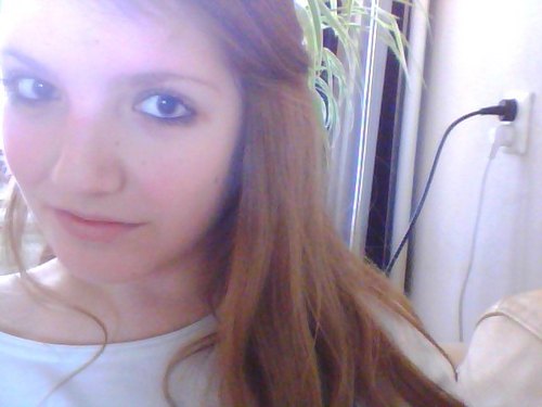 Britt • 13 • 1.55 • 08081998' • Lady Gaga • Harry Potter ⏃• little monster † •Likes blogs & Tumblr, photagraphing. // ~mylife♥