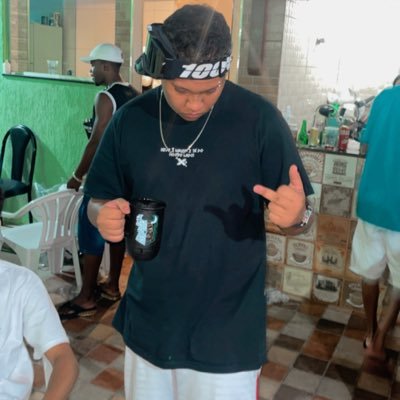 Vagabundo morde a cara, pq nós é bom, e geral se amarra na nossa..