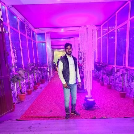 Ashutos94066452's profile picture. student