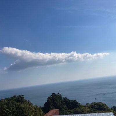 toruhasegawa830's profile picture. 起業を目指して準備中。「非言語領域」「モヤモヤ」「意思決定」をテーマにビジネス構想をしています。起業パートナー募集中。興味のある方はぜひDMください。