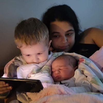Slimbaybee94's profile picture. 