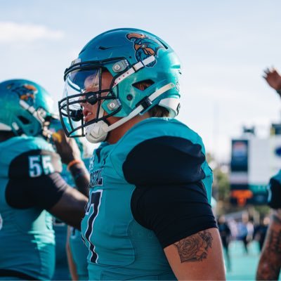 LB @Coastalfootball                                      508🛩️843