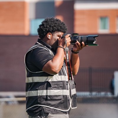 Creative Intern @USMGoldenEagles 🦅📸 C/O 2026