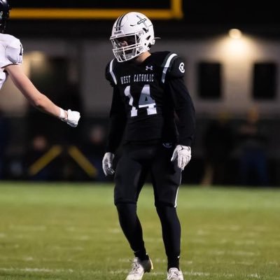 DomTheB83393295's profile picture. wchs ‘25 football • basketball • lacrosse Philippians 4:13