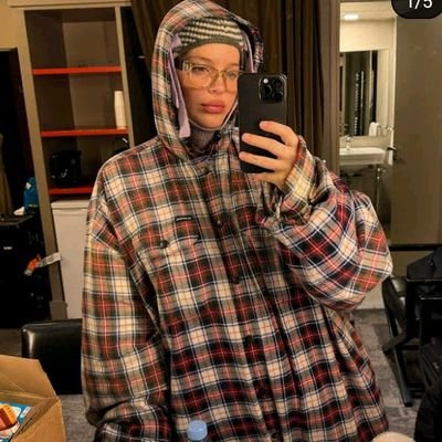 3nerdyls's profile picture. Nerd.