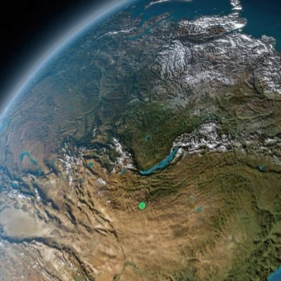Gerele13Gerelee's profile picture. дагаад байхад эргээд дагаадхаач 😝