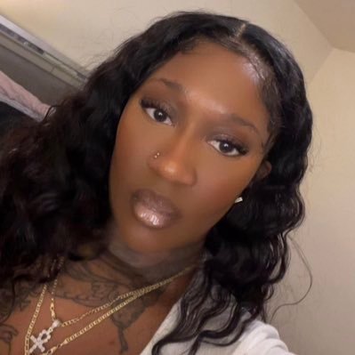 rawassbitch94's profile picture. MOONCHILD♋️🌙.                                                     NurseBae 💋