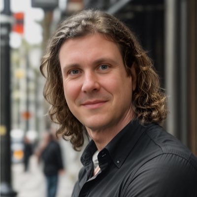 Tech Entrepreneur and Sales Consultant from MNE 🇲🇪 Growth and Marketing at: @esganalyticsio @extractalpha