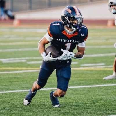 Route Runner @ Citrus College/ 6’0 177lbs/ 3x2 qualifier/ 4.0 GPA/ 1st Team All Conference Wr/ 1st Team All State Wr LLLP97💙