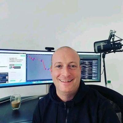 I'm a professional crypto-stock trader and forex expert trader and other Crypto currencies and a business entrepreneur managing businesses to help the society