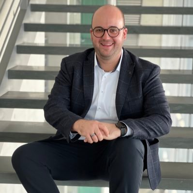 😉 29 📍 Reutlingen 🌈 💼 Bankfachwirt (SBW), Abgeordnetenreferent, Büroleiter, Landesvorsitzender, Geschäftsführer, Europäer mit Herz & Seele 🇪🇺