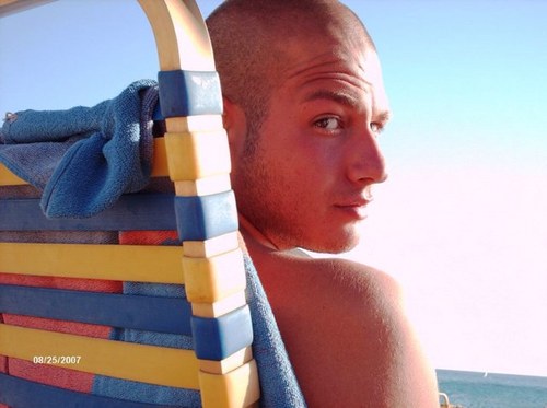 Essecremona's profile picture. Vivi e lascia Vivere.