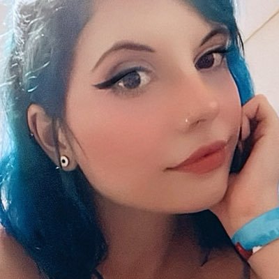 o tanto que eu não digo me transborda. ela/she | https://t.co/E3Tup4WvqE