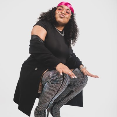 KiStorii's profile picture. The #BXBaddie...having fun and shaking my titties in the club. 
Renaissance Music Records is the squad. 
“City On Fire” out now on all platforms!