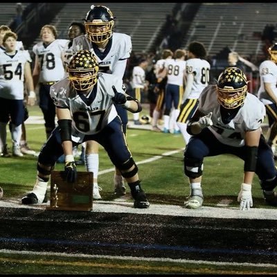 |Moeller Football| |#74| |C’O 2025| |6’3| |270| |Guard/Tackle| |513-722-6703| |land.titus@gmail.com| |3.83 gpa| https://t.co/OUt1F06Rhp