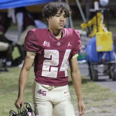 Class: 2027 | Lake Gibson High School (FL) | Pos: Kicker/RB | Ht: 5 ft 4in | Wt: 130lbs | GPA: 3.75 @soccerboyrivera77@gmail.com