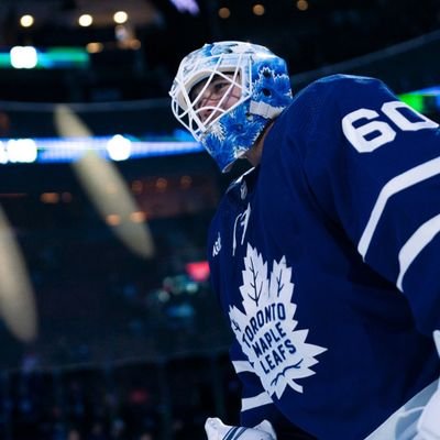 #LeafsForever | #TOTHECORE | fan of many goalies | she/her