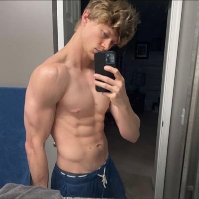 XXblownsmoke's profile picture. Looking for OF Collab