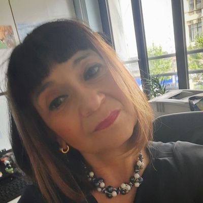 silvyday's profile picture. 