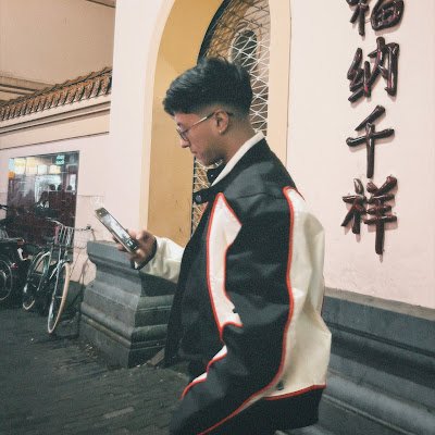 Creative Director & Designer
Co-founder @Imminenceco