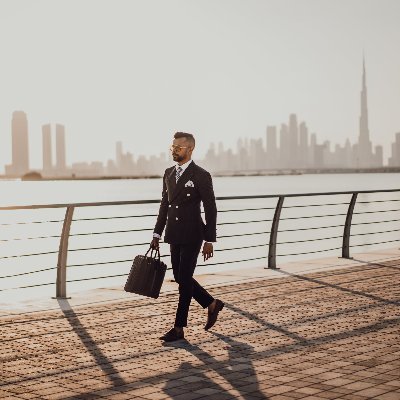 akshmodi07's profile picture. An Enterpeuer , student and Coder