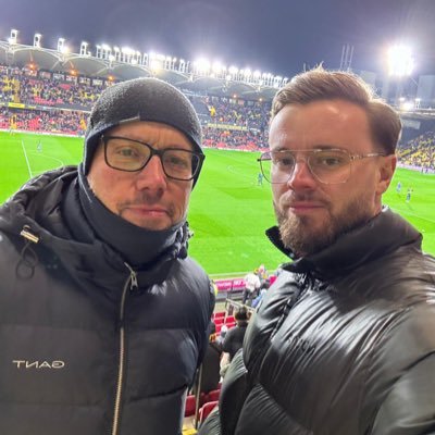 alcastle01's profile picture. @watfordfc ST holder & supporter 💛❤️🖤⚽️ 🐝 @dorkingWDRS part owner 🔴⚪️