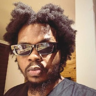 ancestor_baale's profile picture. #football# #music# #movies# 100% humor😂....😍😍