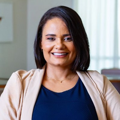 Mãe de Maria Helena, jornalista, empresária e futura diplomata 👩🏽💻👩🏽💼🤱🏽❤️📚👩🏽🎓