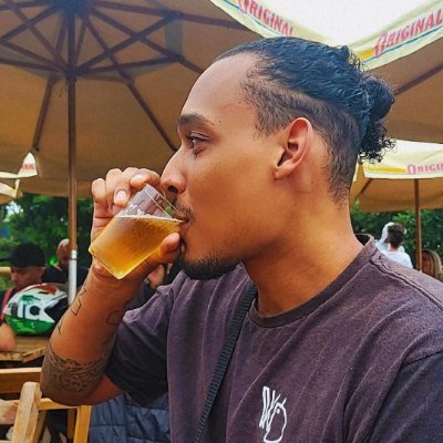 4Guuuh's profile picture. 