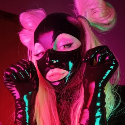 Creative Goblin || what to expect: Art (various medium) // Latex // Potential Shitposting || Insta: Midna_ltx