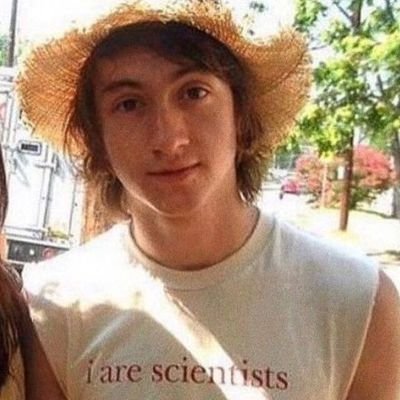 gay music enthusiast. i also write sometimes :)