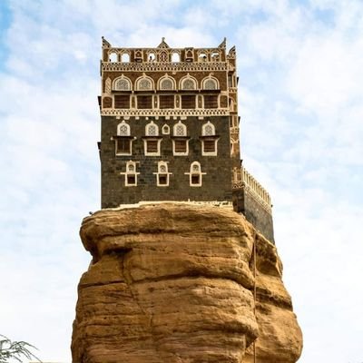 YE_Osinter's profile picture. Osint Expert