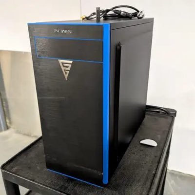 youngthord's profile picture. import laptops,accessories and i.t consultant.logistics from USA 🇺🇸 🇨🇦 to any country in the world 🌎...computer hardware engineer