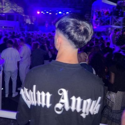 EnryBarbera's profile picture. 📍Bari,Italy 🇮🇹•🇻🇪  |🎮 FC Pro Player for? |🇪🇺 Top 8 FC 24 Cash Cup November