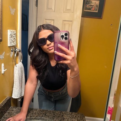 insta: taayy.baayy
snap: tay.tabless
fb: taylor Ann tables