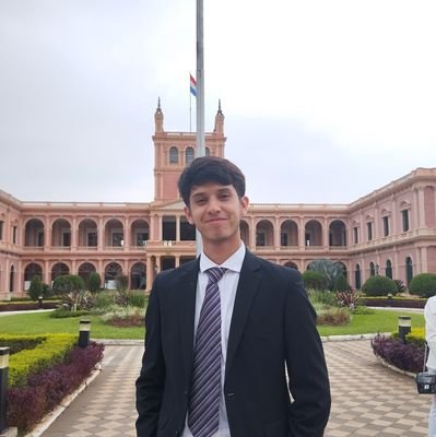 Estudiante de Derecho🤍❤️(Une)
20 years
Alto Paraná, Paraguay 
no fachos y seccionaleros