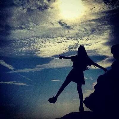 teyrta48023's profile picture. 