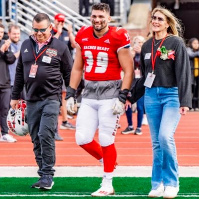 @SJRFB alum @SHU__Football alum 6’2 235 OLB/DE grad transfer 2 years of eligibility