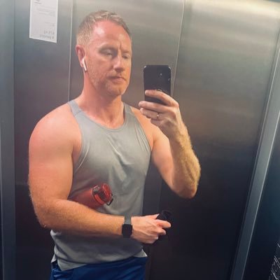 BudgieGuy's profile picture. Car nut 🔧 Living in London 🇬🇧