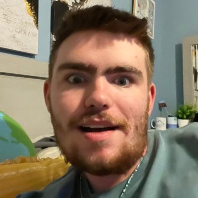 nphillips_19's profile picture. taking applications