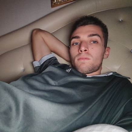 18+ADVISORY ⚠️ADULT CONTENT⚠️
Bisexual Porn Actor🌶️🇮🇹 Gigolò 

22 Years old